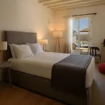 Cova Mykonos Apartahotel 4*