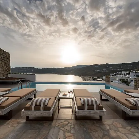 Apartahotel Cova Mykonos 4*
