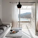 Cova Mykonos Elia (Mykonos)