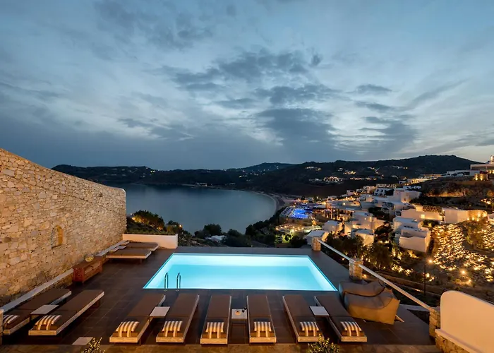 Ξενοδοχείο με διαμερίσματα Cova Mykonos 4*