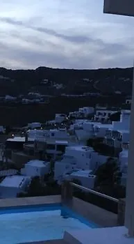 Cova Mykonos Elia (Mykonos)