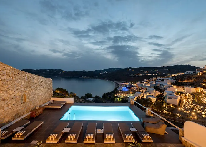 Cova Mykonos Apartahotel