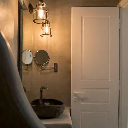 شقة فندقية كوفا ميكونوس سويتس 4*